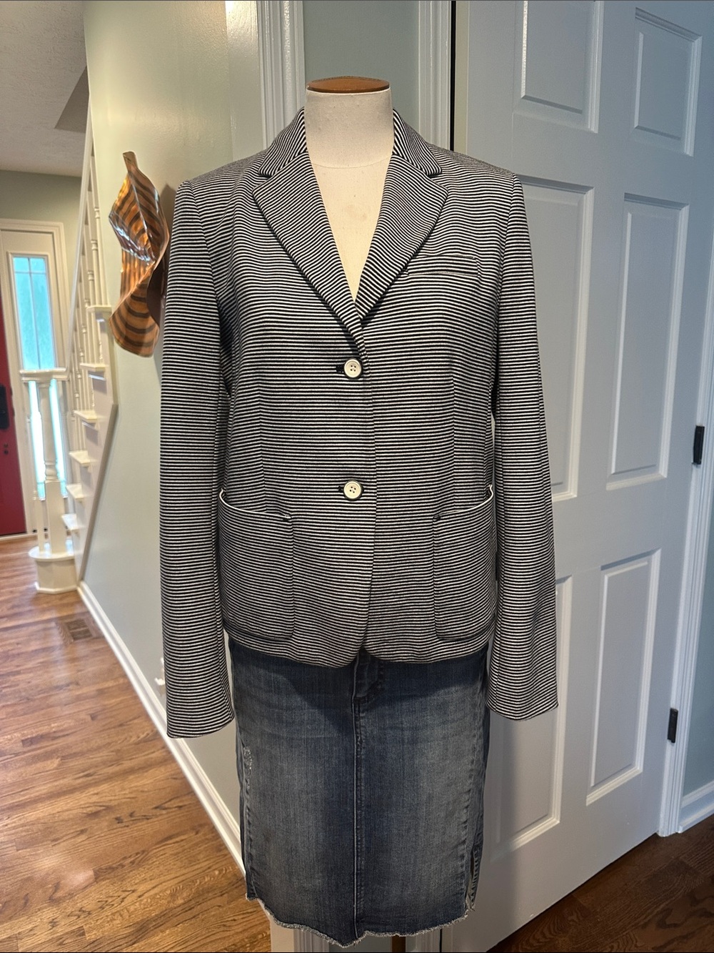 Gap Navy & White Striped Blazer “The Academy Blazer” Sz 10 Washable Jacket